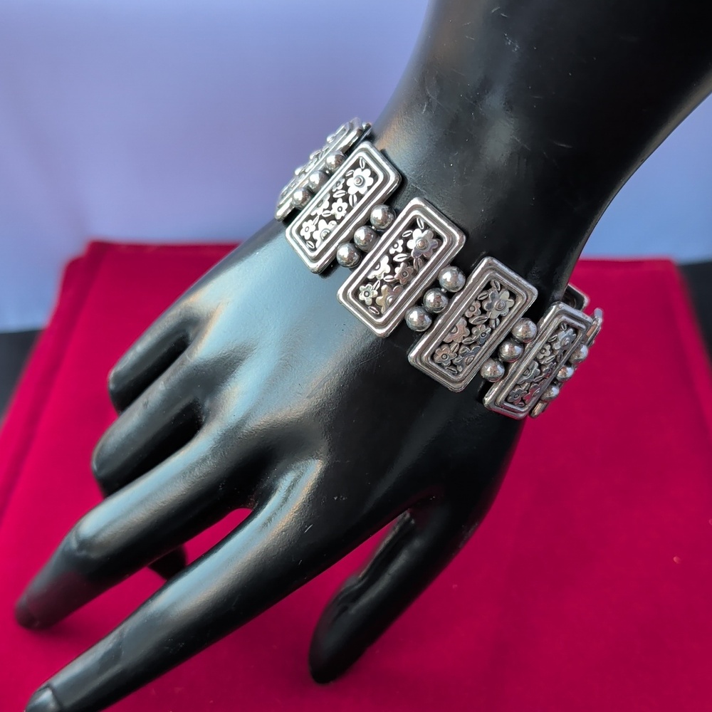 Brighton Silver Floral Rectangular Link Bracelet - image 4